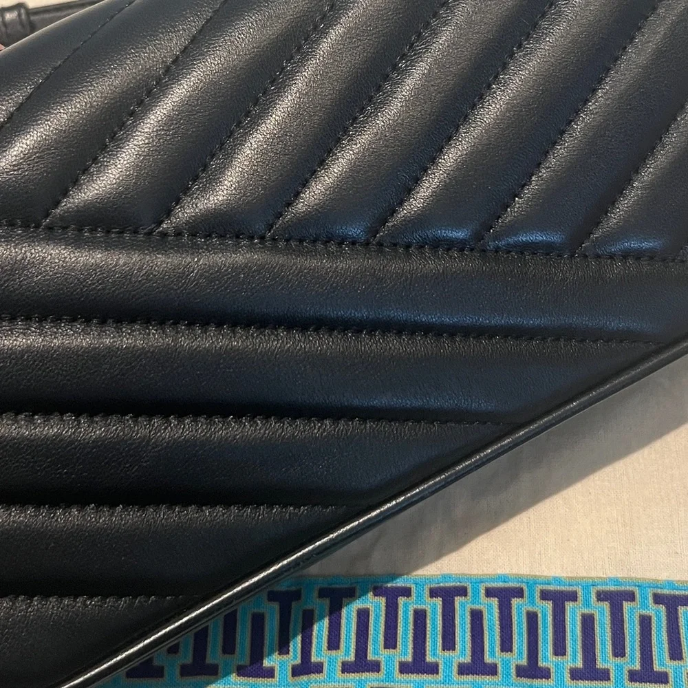 Tory Burch Kira Chevron Shoulder Bag - Picture 8 of 9